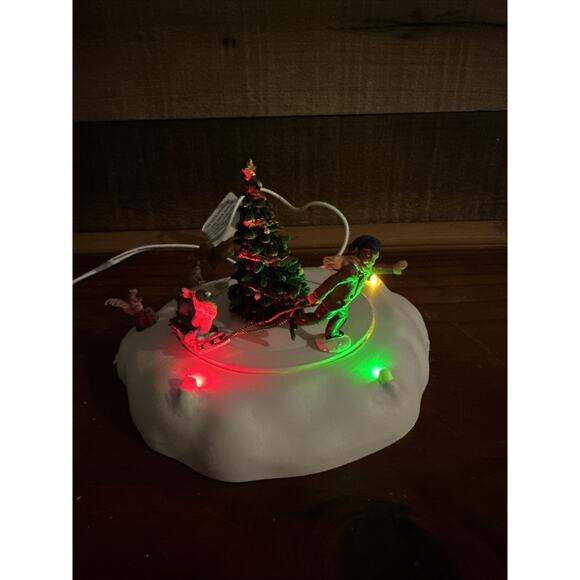 Lemax Coventry Cove Racing Rover 64485 - Doesn’t Move - Picture 2 of 8